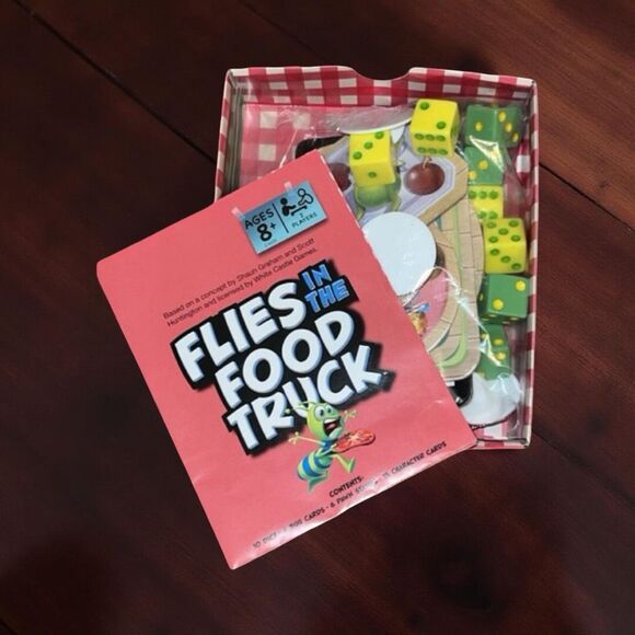 Flies In The Food Truck Card Game Complete - Picture 2 of 3
